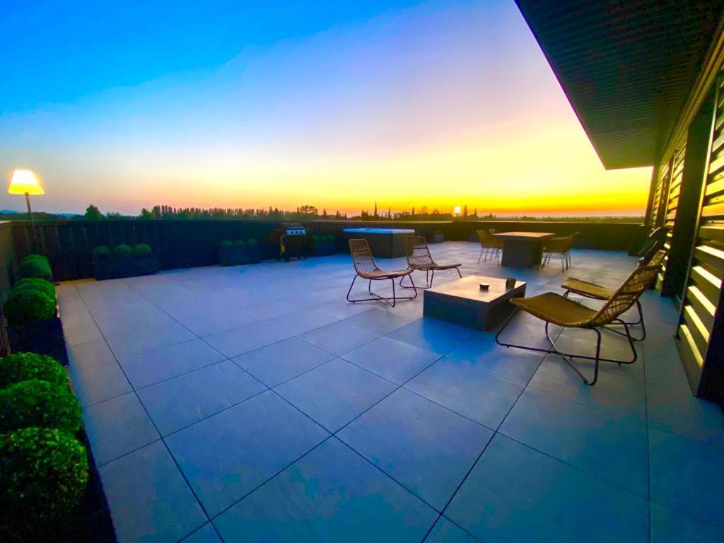 Saint Remy De Provence Roof Top Avec Jacuzzi المظهر الخارجي الصورة